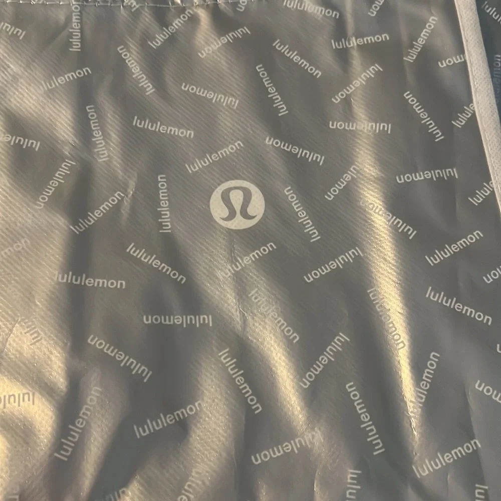 1 Large and 1 Small Lululemon’s Athletic new totes - Picture 7 of 12